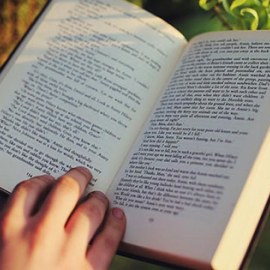 Tiếng Anh Lớp 10 Tính từ trạng từ BTTL môn tiếng Anh